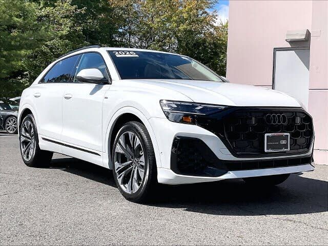 2026 AUDI Q8