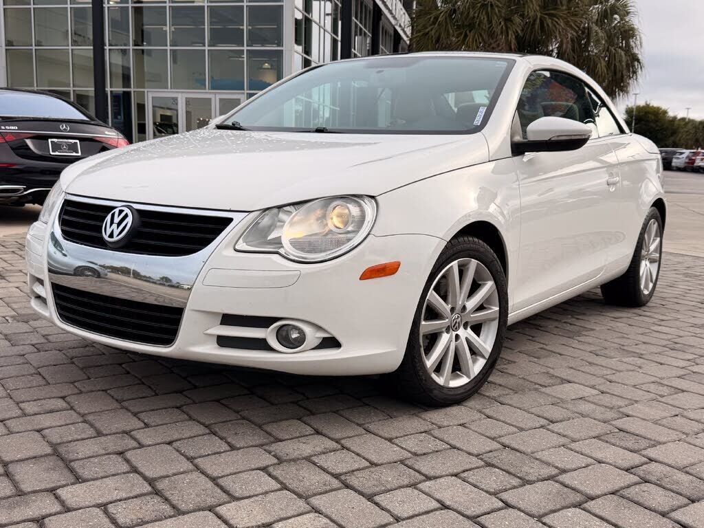 2011 VOLKSWAGEN Eos