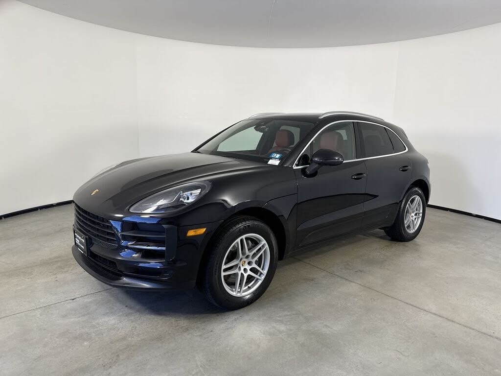 2021 PORSCHE Macan