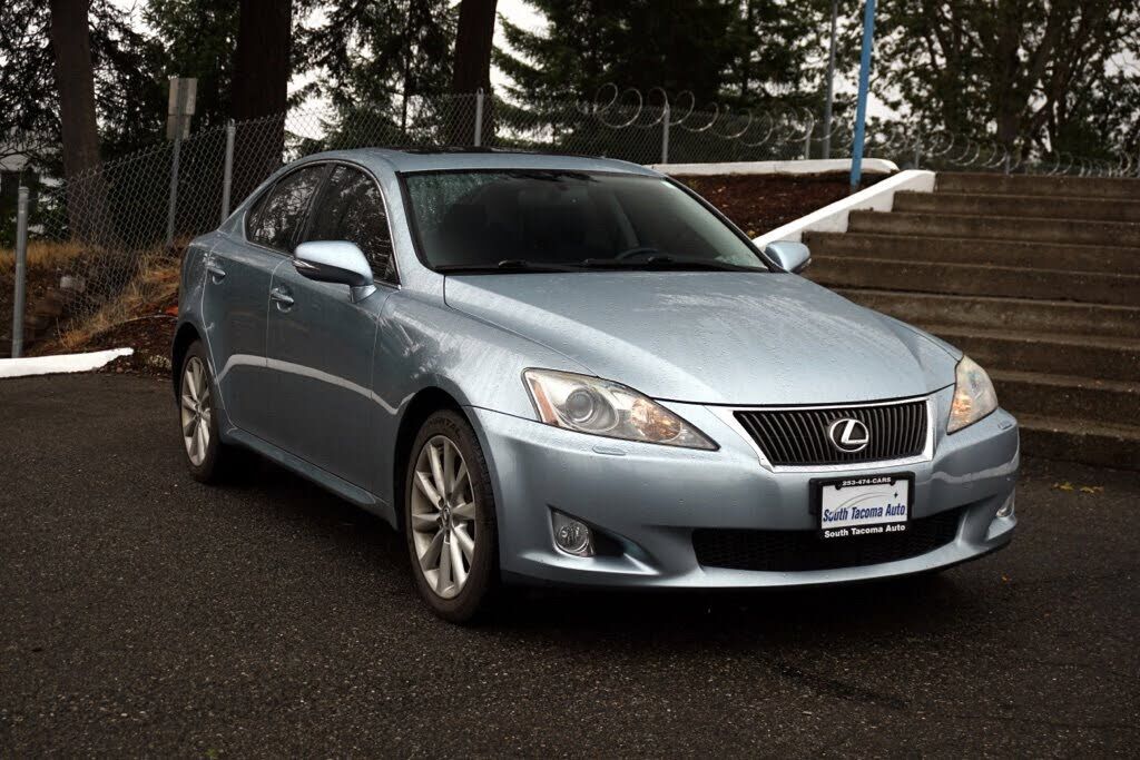 2010 LEXUS IS