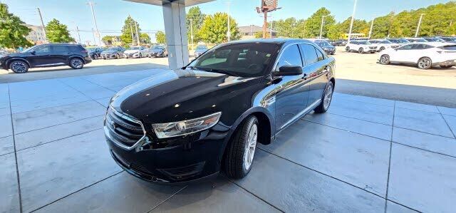 2018 FORD Taurus