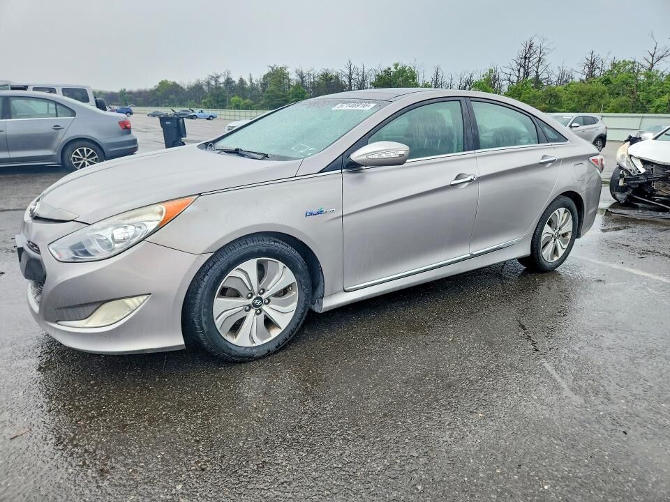 2013 HYUNDAI Sonata
