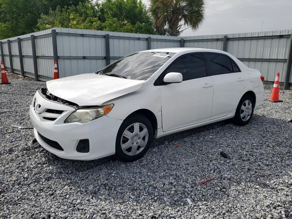 2011 TOYOTA Corolla