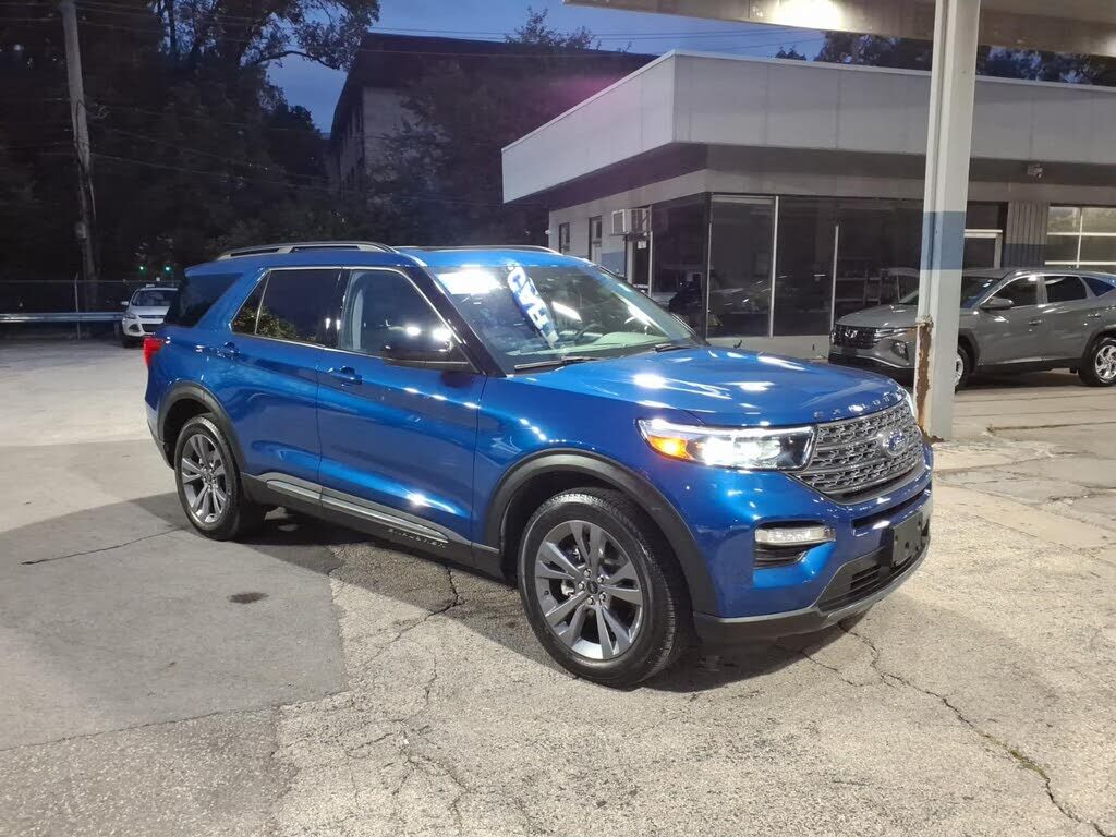 2022 FORD Explorer