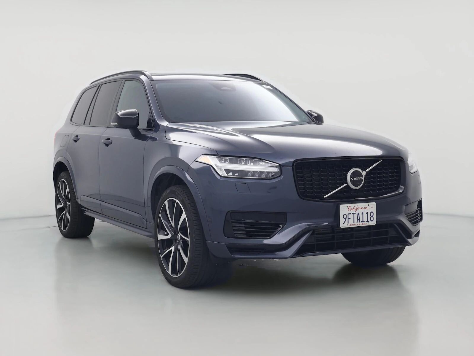 2023 VOLVO XC90
