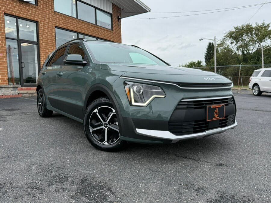2025 KIA Niro