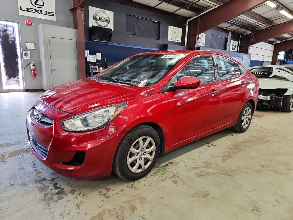 2013 HYUNDAI Accent