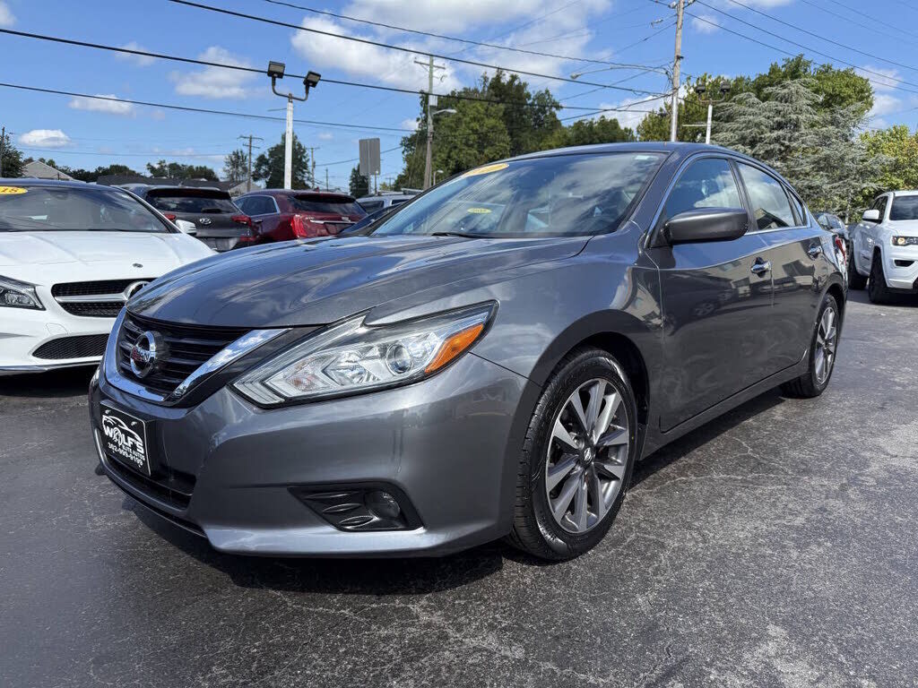 2017 NISSAN Altima