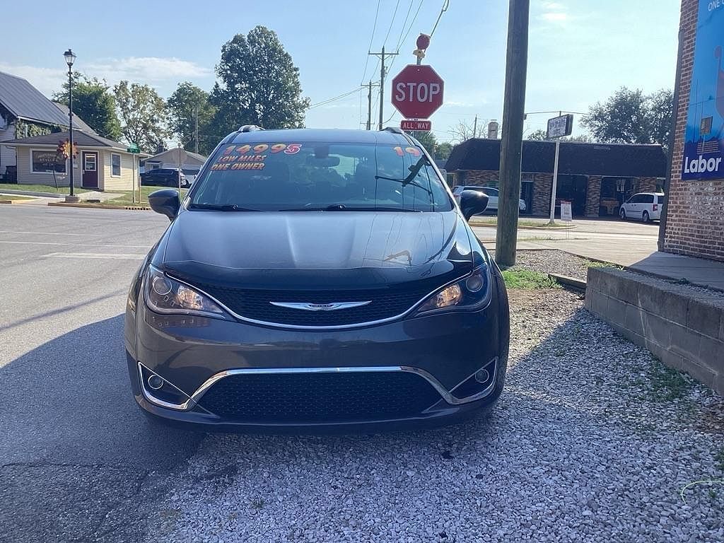 2019 CHRYSLER Pacifica