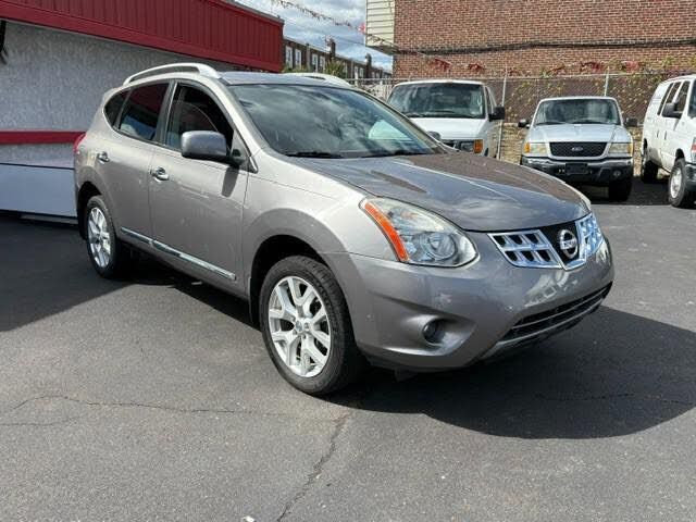 2011 NISSAN Rogue