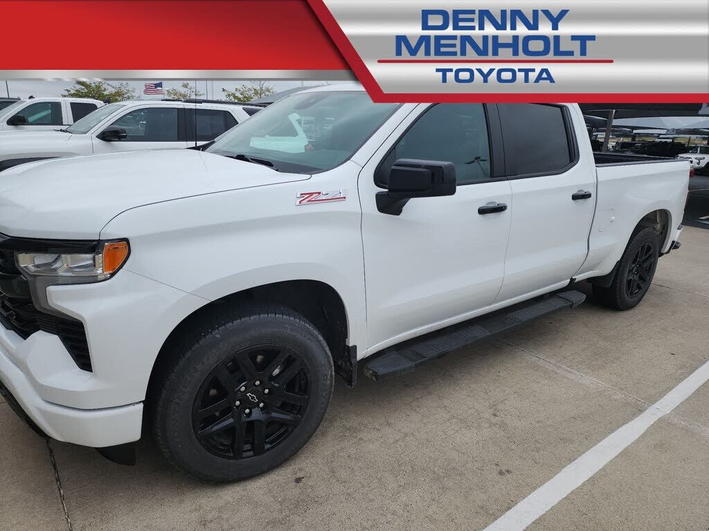 2024 CHEVROLET Silverado