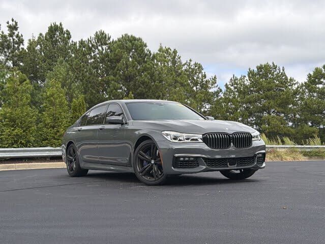 2018 BMW 750i