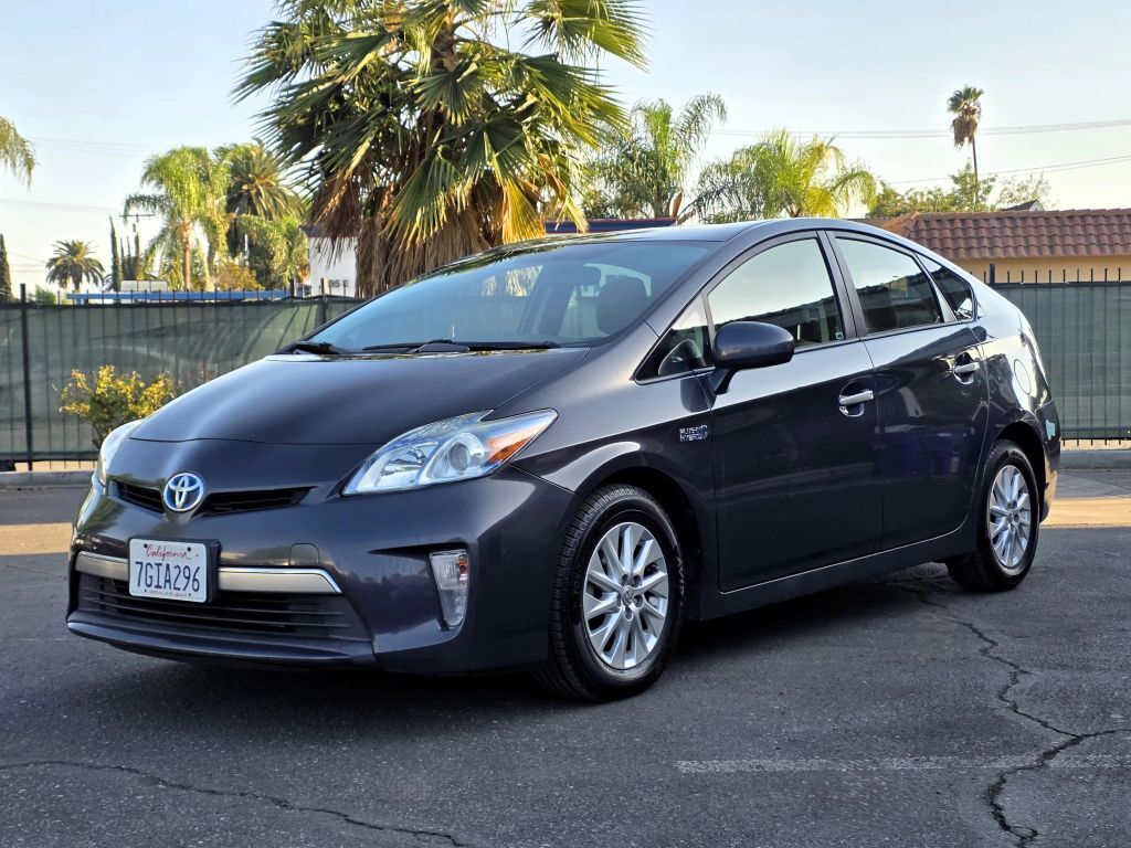 2015 TOYOTA Prius