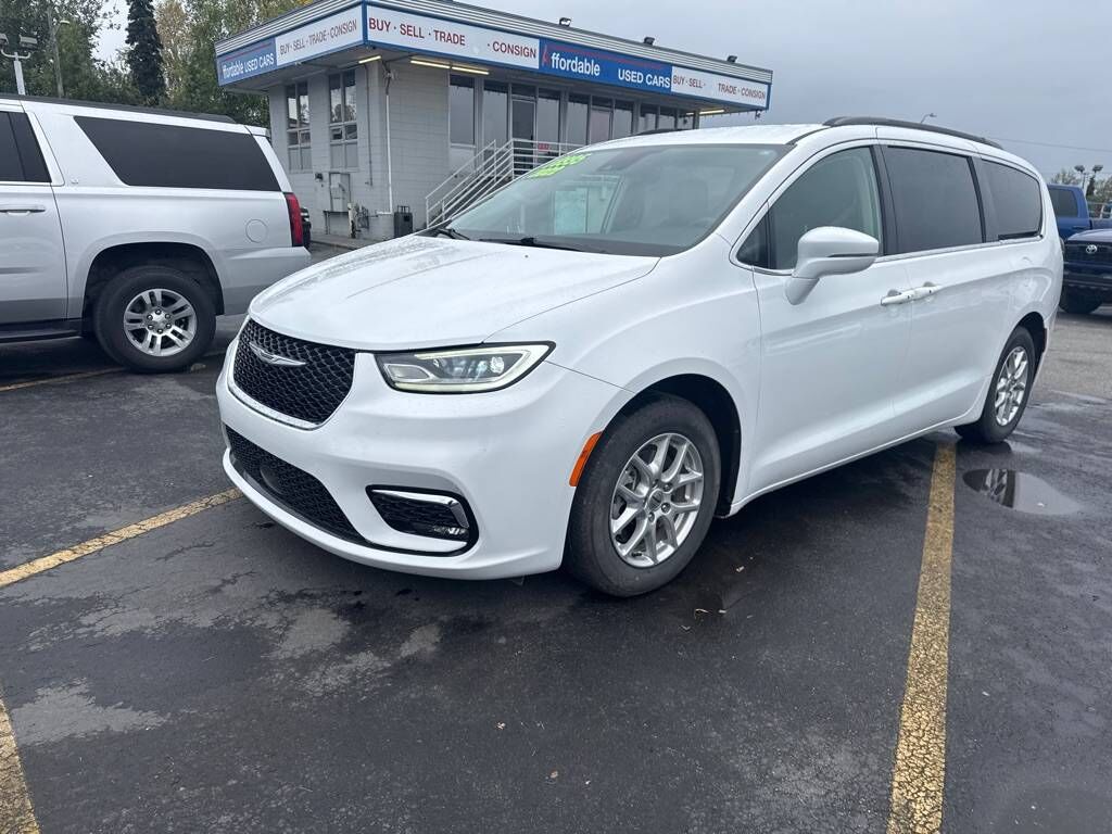 2022 CHRYSLER Pacifica