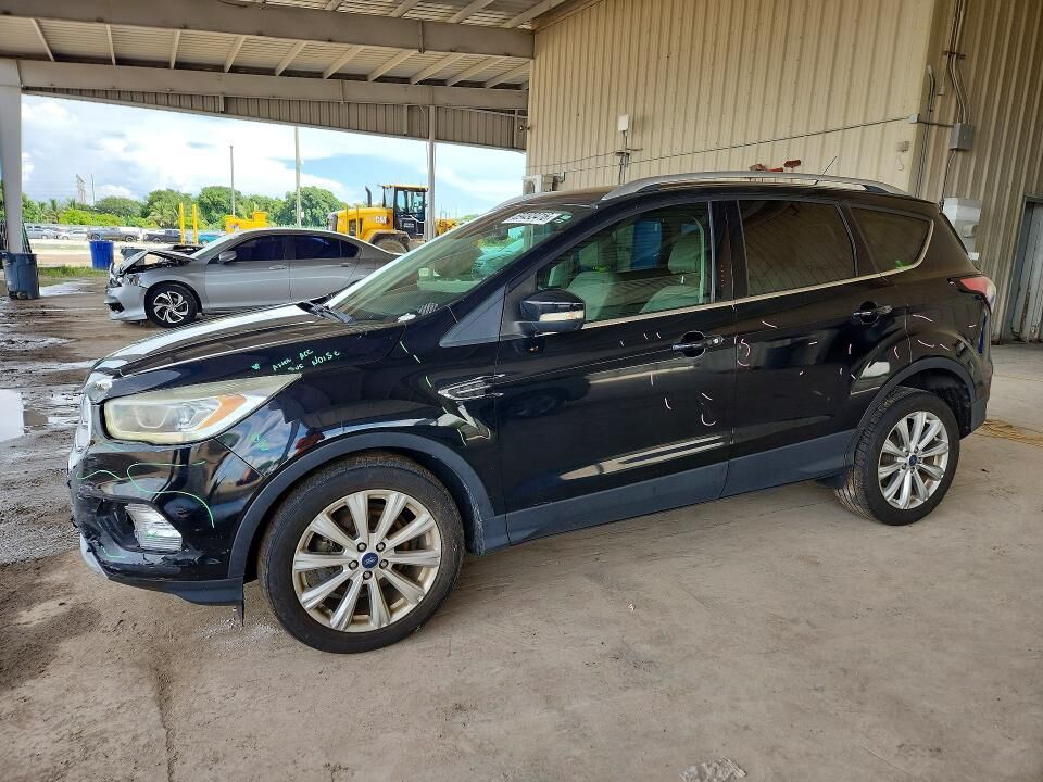 2017 FORD Escape