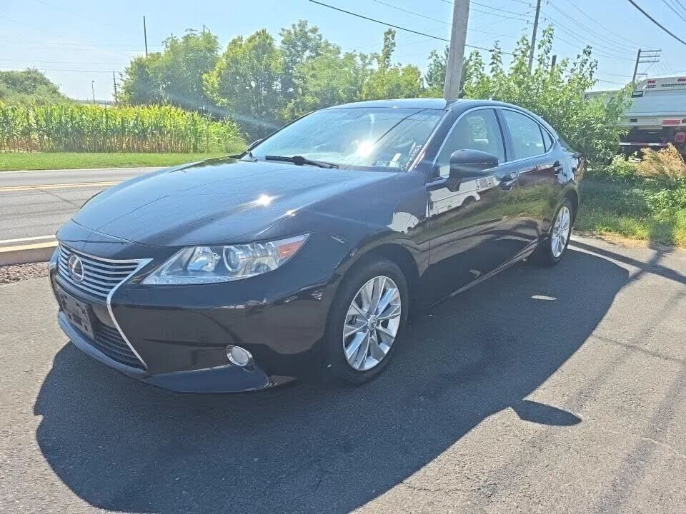 2013 LEXUS ES