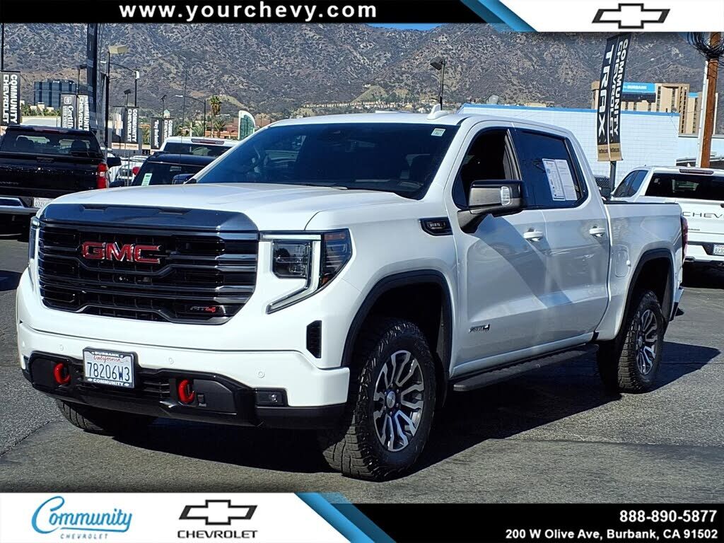 2023 GMC Sierra