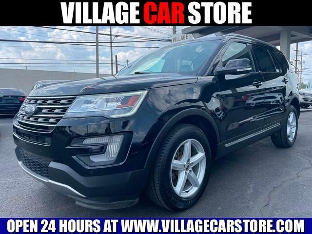 2017 FORD Explorer