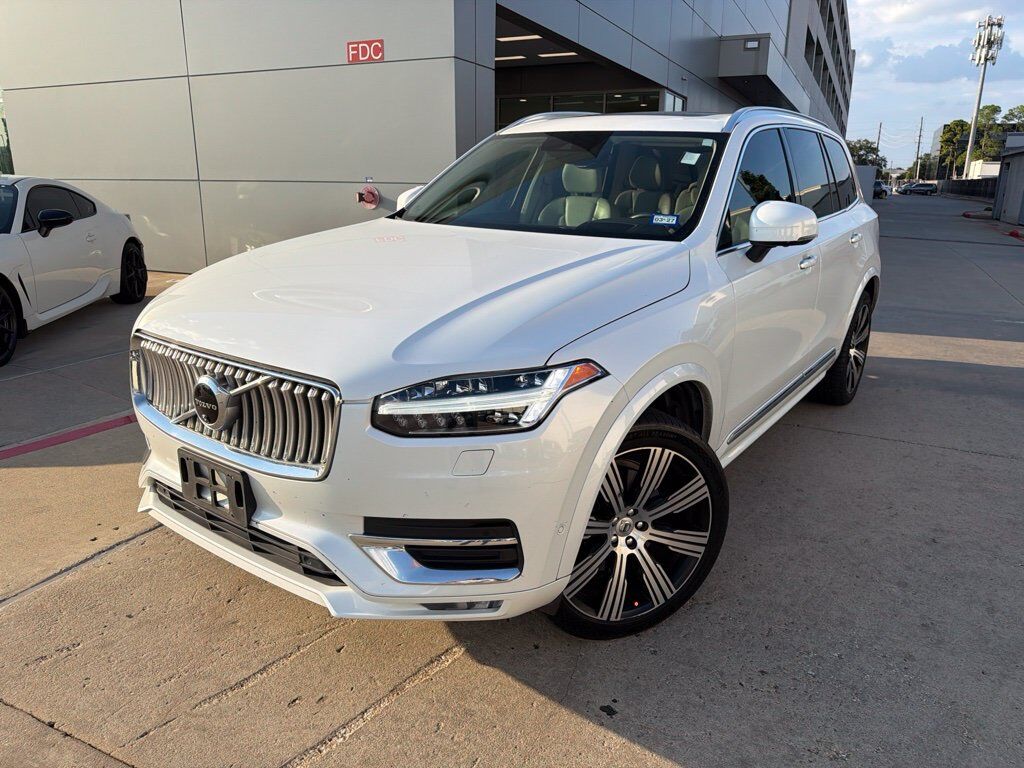 2021 VOLVO XC90