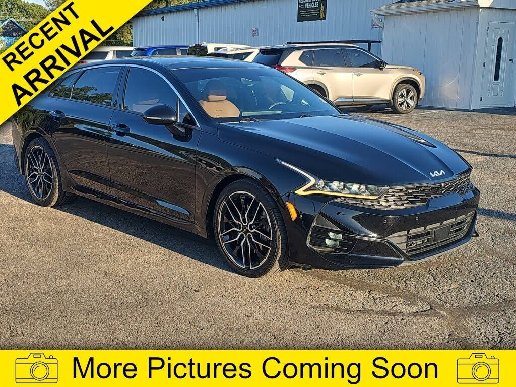 2022 KIA K5