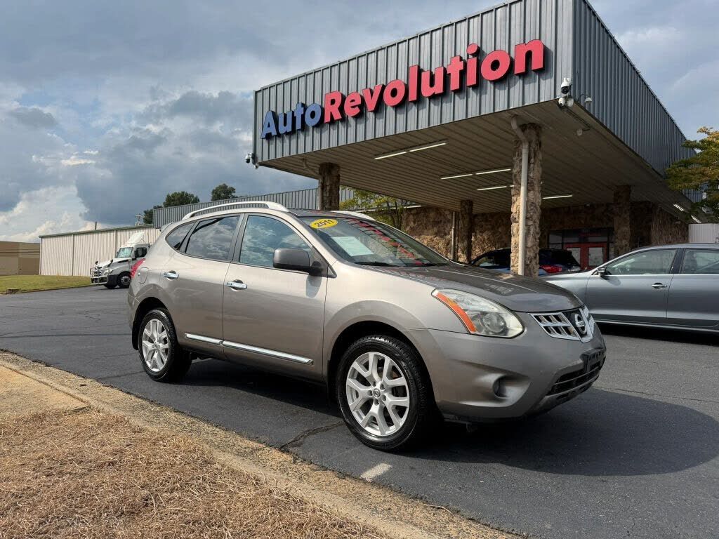 2011 NISSAN Rogue