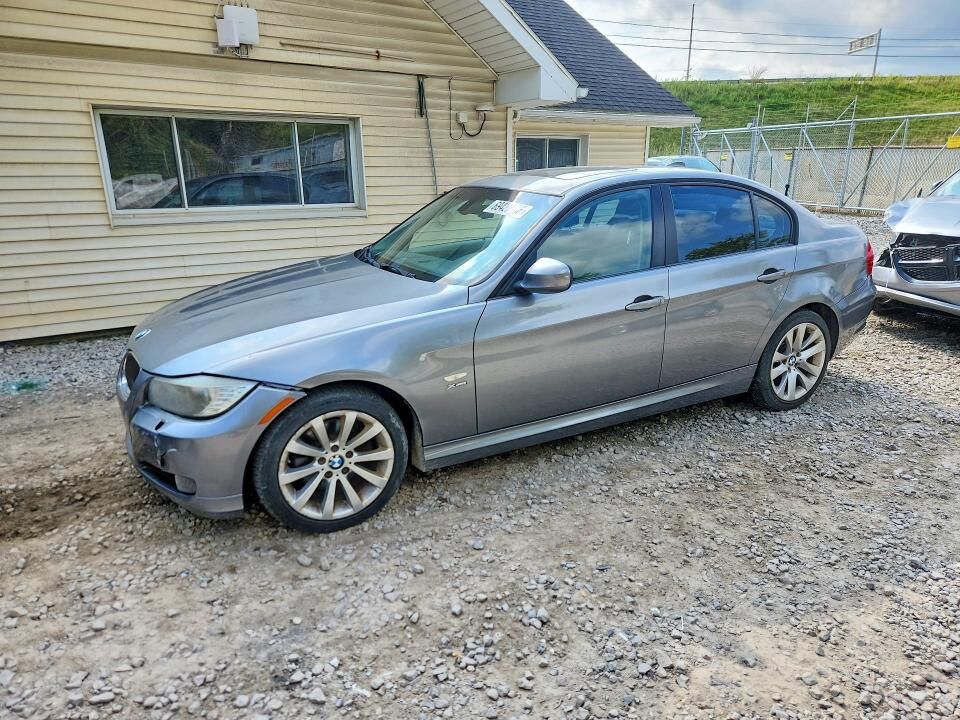 2011 BMW 3 Series