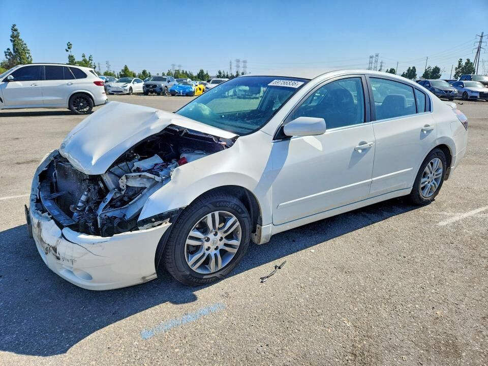 2012 NISSAN Altima