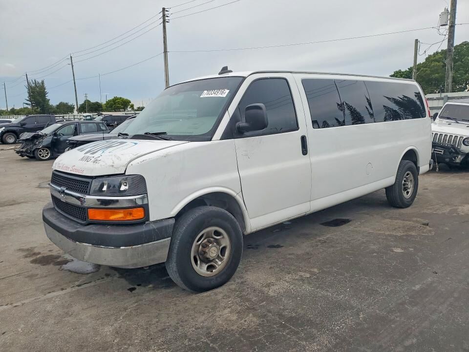 2019 CHEVROLET Express