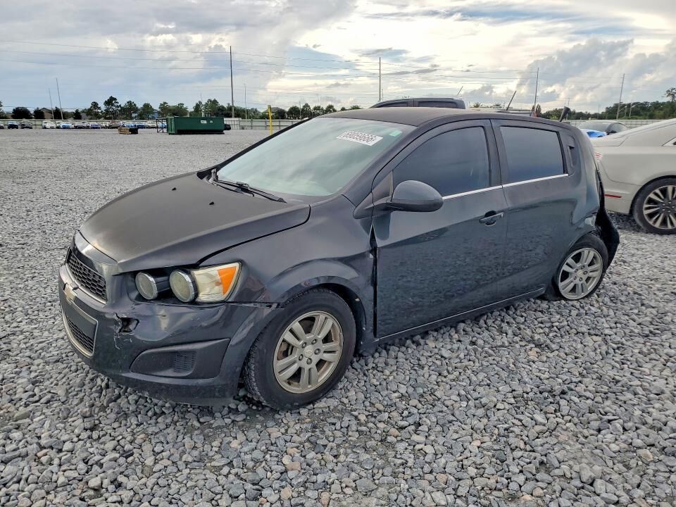 2015 CHEVROLET Sonic
