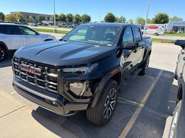 2024 GMC Canyon