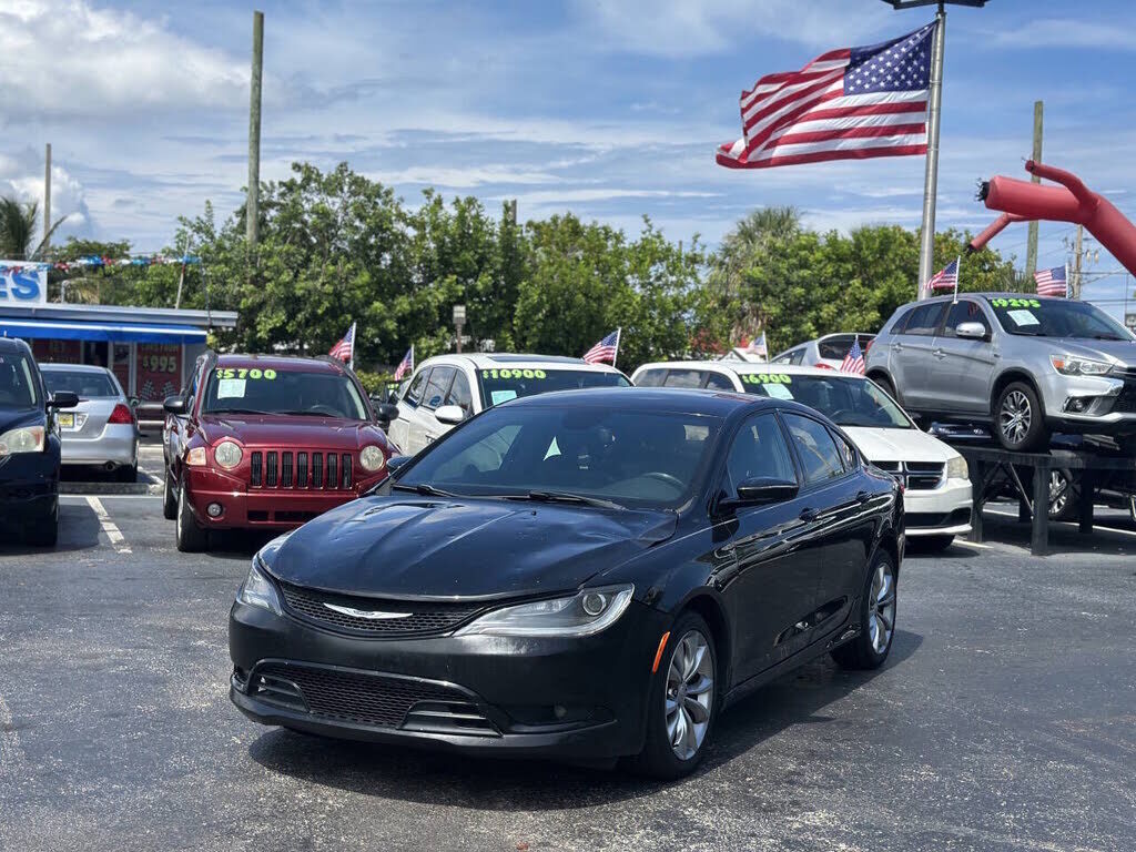 2016 CHRYSLER 200