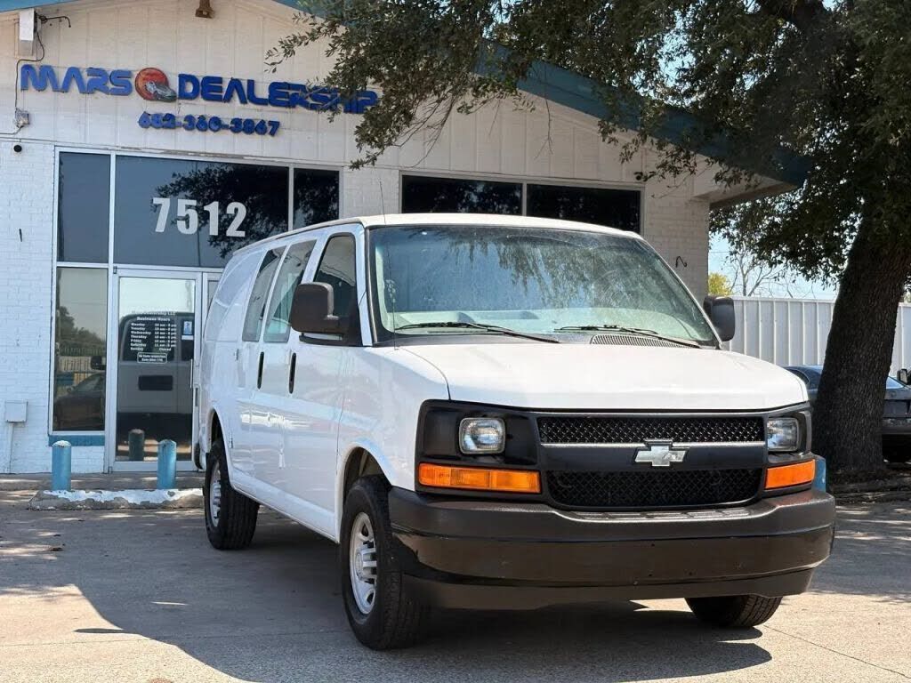 2017 CHEVROLET Express