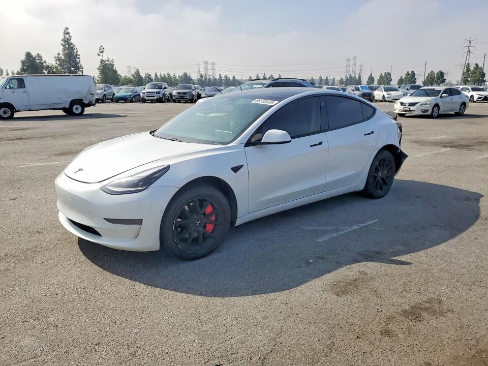 2021 TESLA Model 3