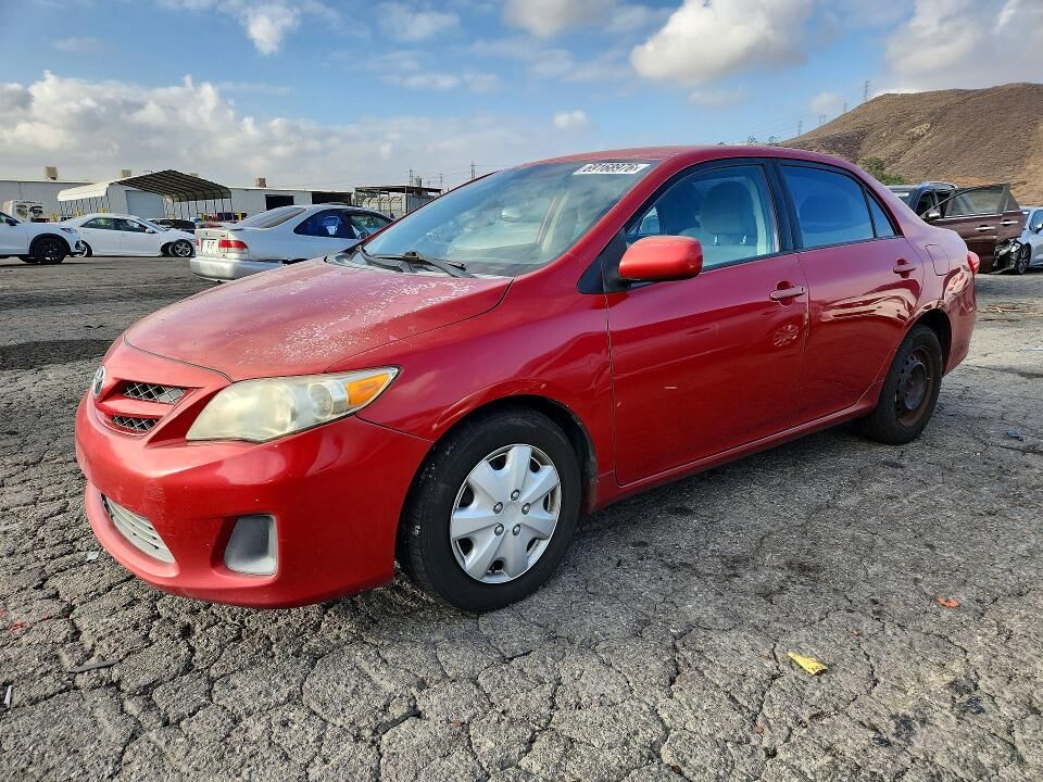 2011 TOYOTA Corolla