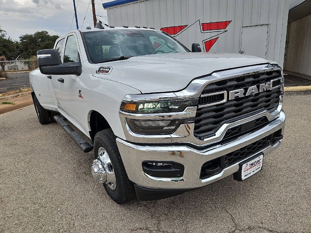 2027 RAM 3500