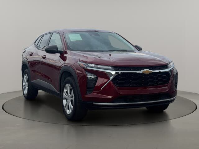 2024 CHEVROLET Trax