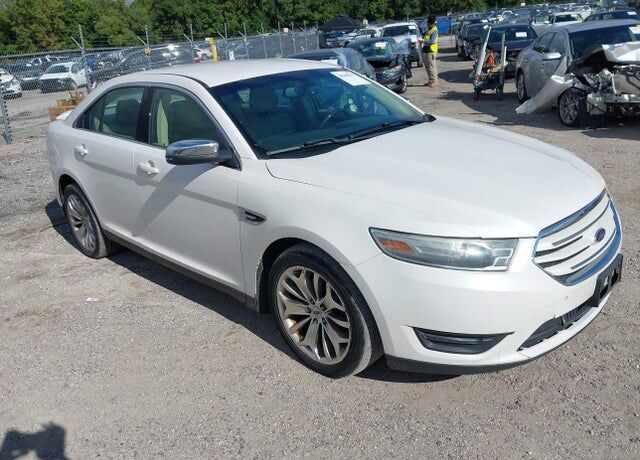 2014 FORD Taurus