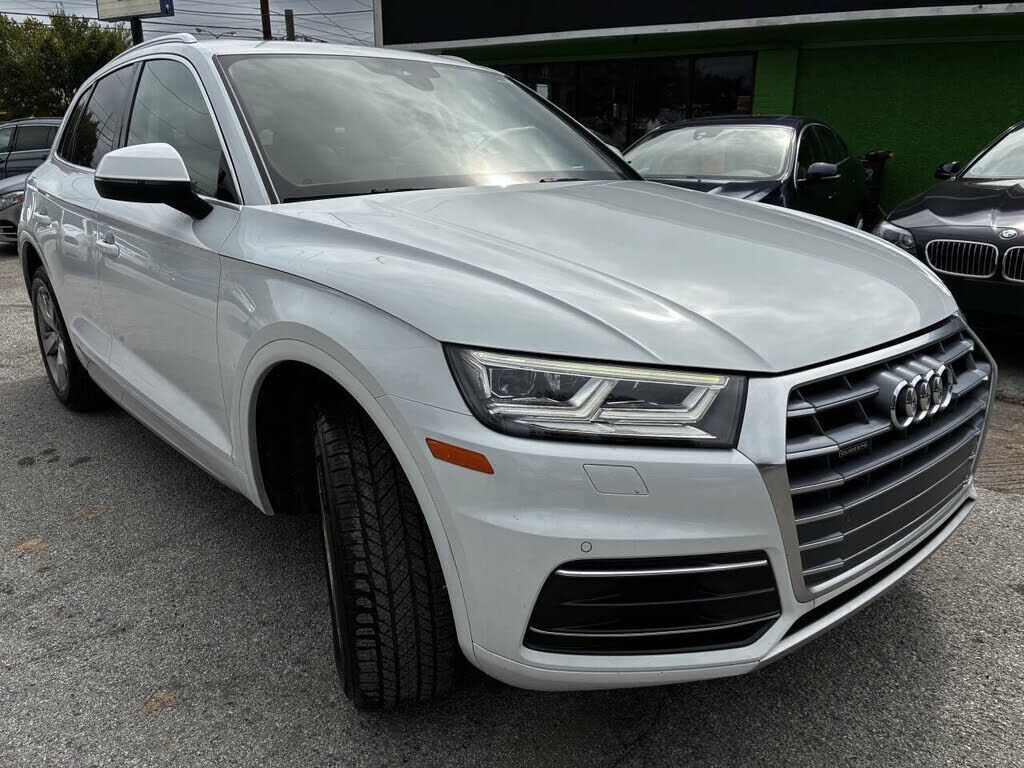 2019 AUDI Q5