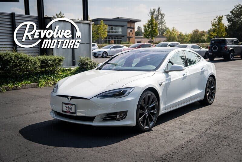 2019 TESLA Model S