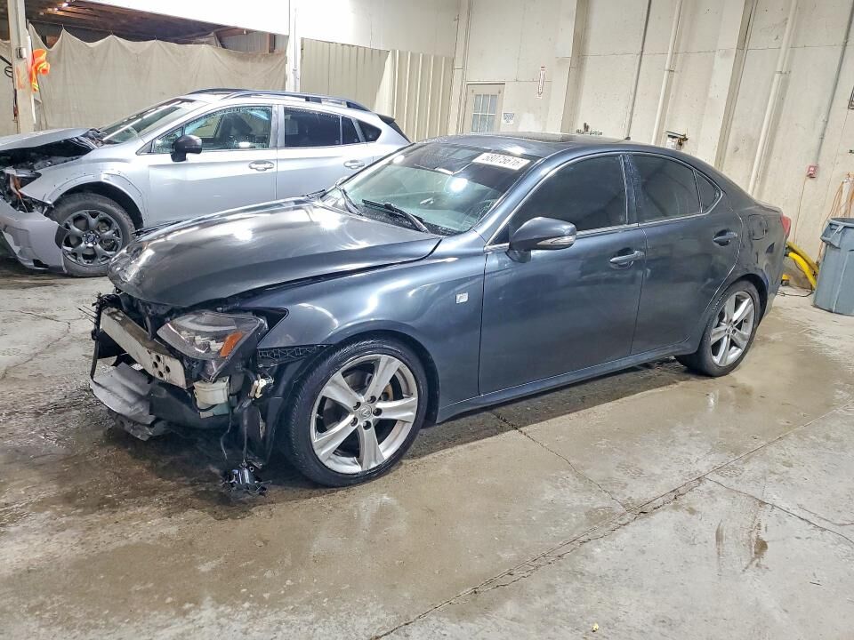 2011 LEXUS IS