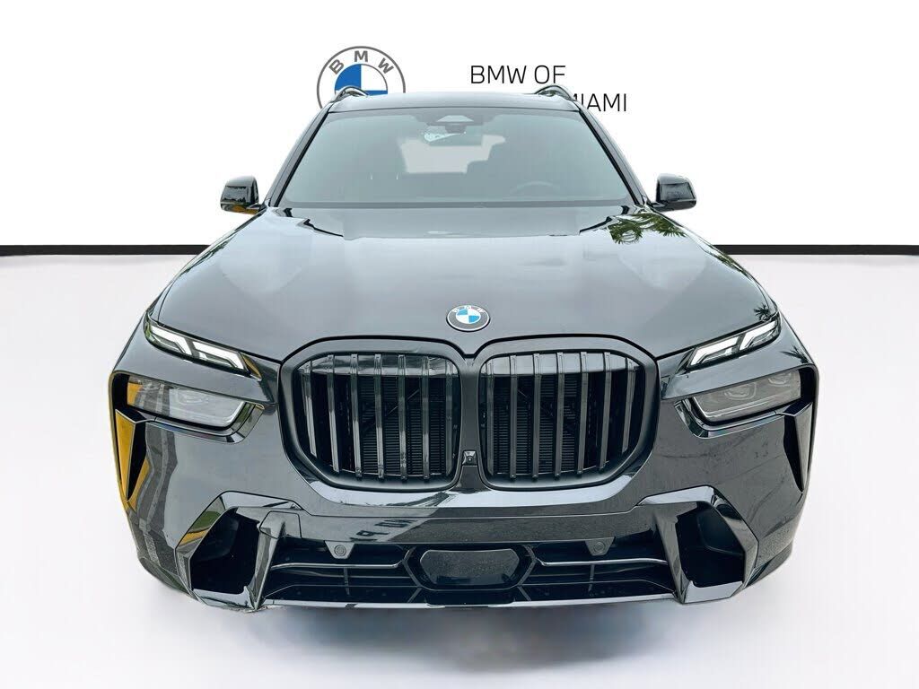 2026 BMW X7