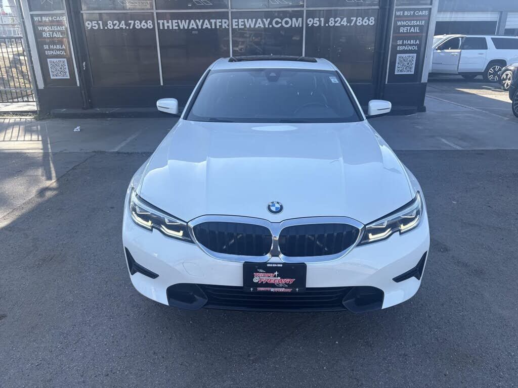 2021 BMW 330i