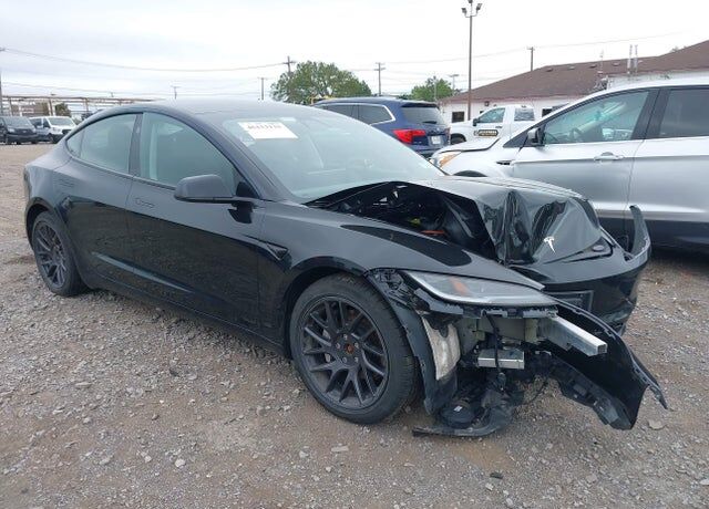 2024 TESLA Model 3