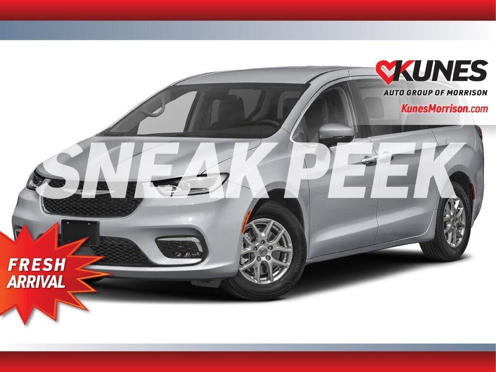 2024 CHRYSLER Pacifica
