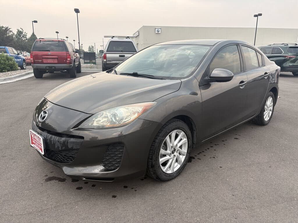 2013 MAZDA Mazda3