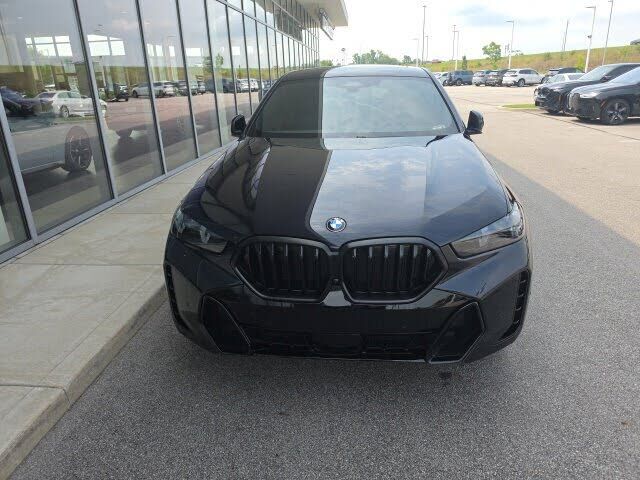 2025 BMW X6