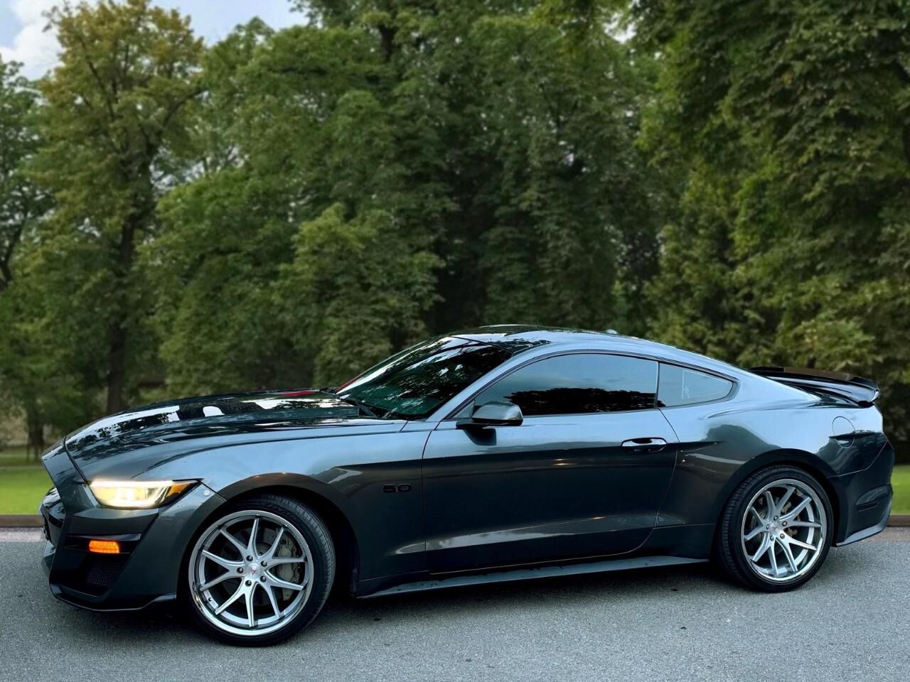 2017 FORD Mustang