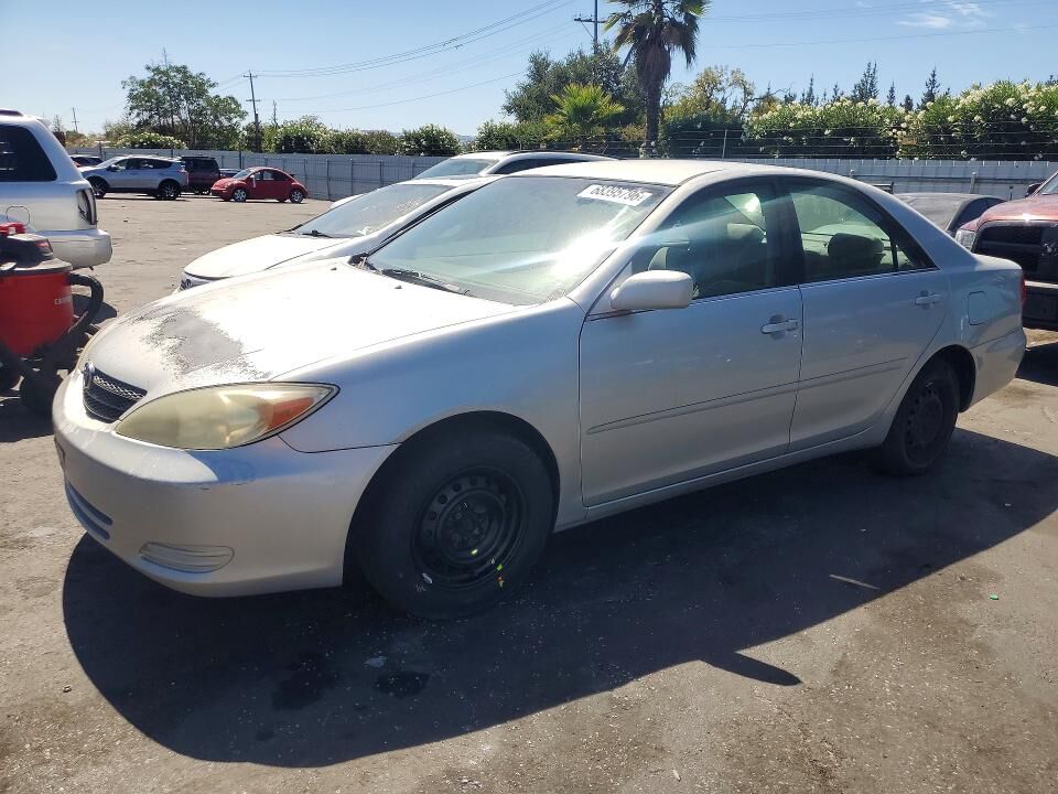 2004 TOYOTA Camry
