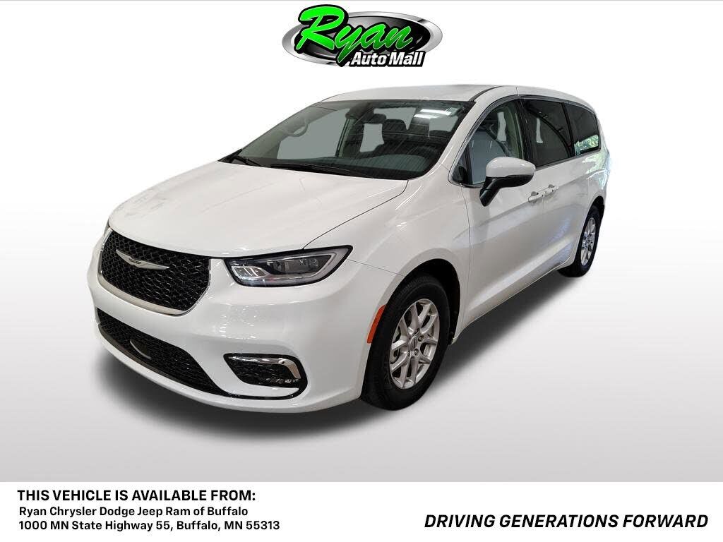 2023 CHRYSLER Pacifica