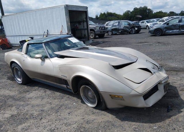 1982 CHEVROLET Corvette